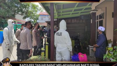 AKBP Guntur Saputro Gelar Bakti Sosial, Bagikan Sembako dan Beri Motivasi Pasien Covid-19