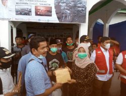 Pemerintah Desa Bukit Tempurung Salurkan Bantuan untuk Korban Kebakaran di Menteng