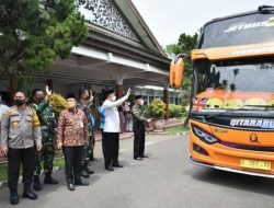 Wali Kota Fasha Lepas Kafilah MTQ Kota Jambi