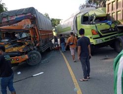 Tabrakan Beruntun 3 Truk di Muaro Jambi, Satu Pejalan Kaki Luka-luka