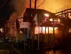 Warung dan Rumah Tinggal Terbakar