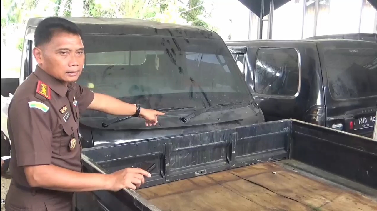 Kejaksaan Negeri Muaro Jambi bakal lelang barang bukti 7 mobil dari perkara BBM Ilegal. (foto:ist)