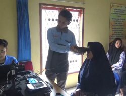 KPU dan Dinas Dukcapil Tanjabtim Berkolaborasi, Jemput Bola Rekam Data e-KTP Pemilih Pemula