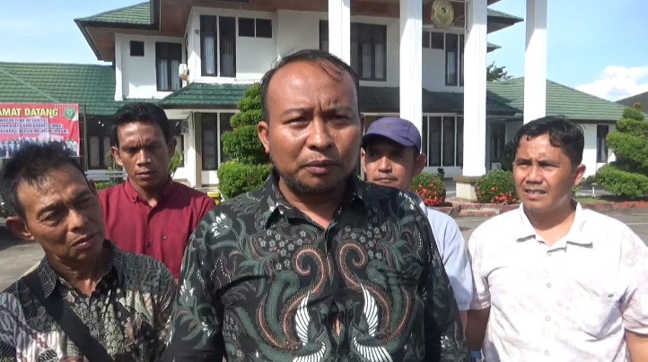 Kuasa Hukum Penggugat, Zainal Abidin.