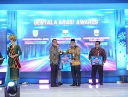 Bupati Bambang Bayu Suseno Raih Penghargaan Elektronifikasi Transaksi Daerah Terbaik di Jambi