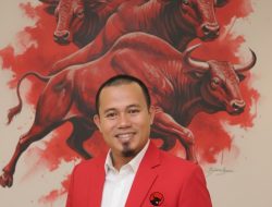 Advokat Muda Sahroni Resmi Bergabung dengan DPC PDIP Tanjabtim, Siap Berjuang di Bidang Hukum untuk Rakyat