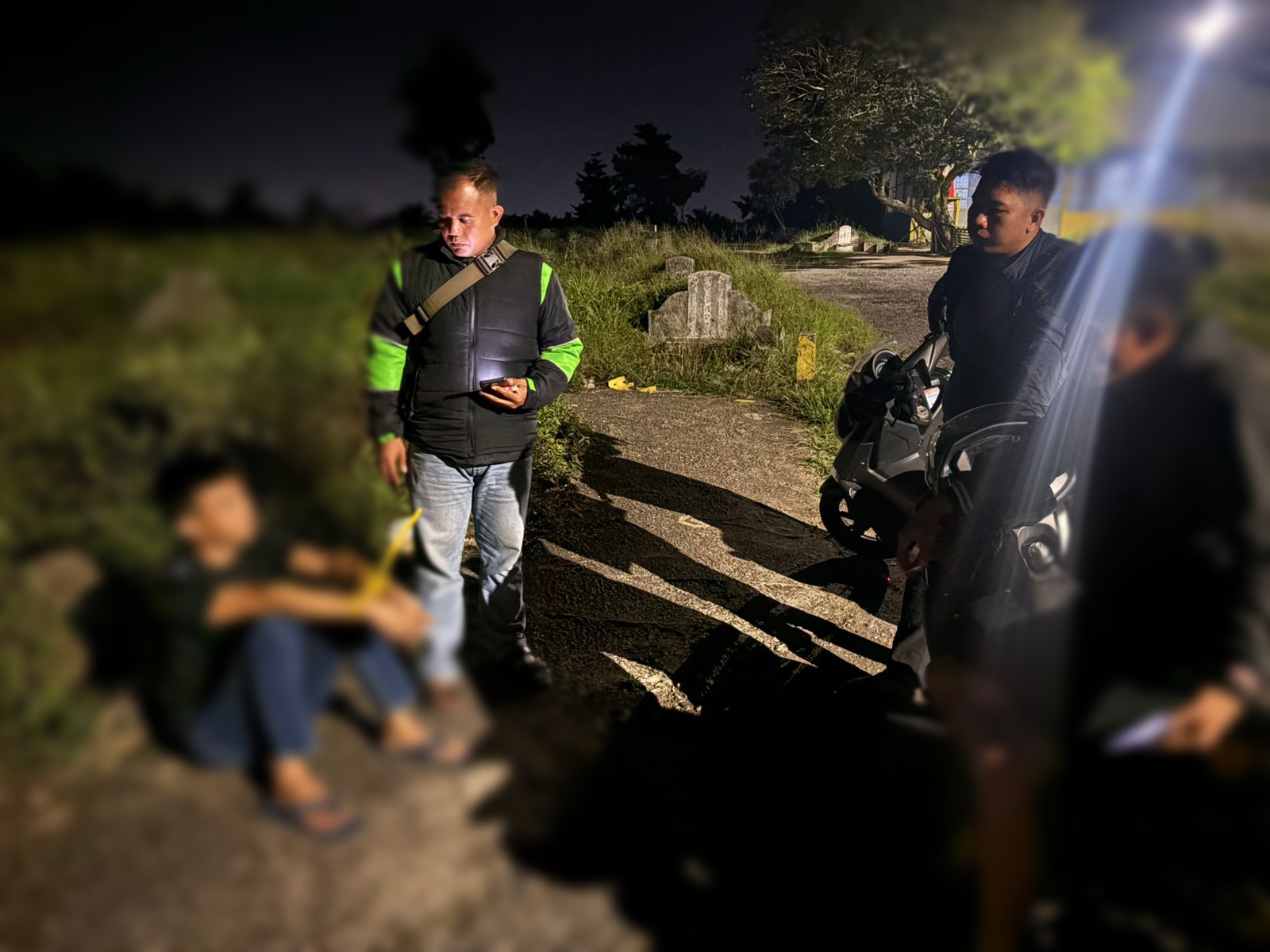 Tim Unit Reskrim Polsek Jaluko Mengamankan Salah Seorang Pelaku.
