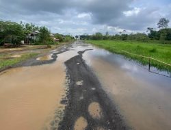 Status Jalan Simpang Garuda-Balok D Akhirnya Terjawab, PetroChina Janji Lakukan Perbaikan  ​