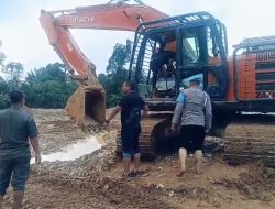 Sikat Penambangan Emas Ilegal, Polres Bungo Amankan Dua Ekskavator