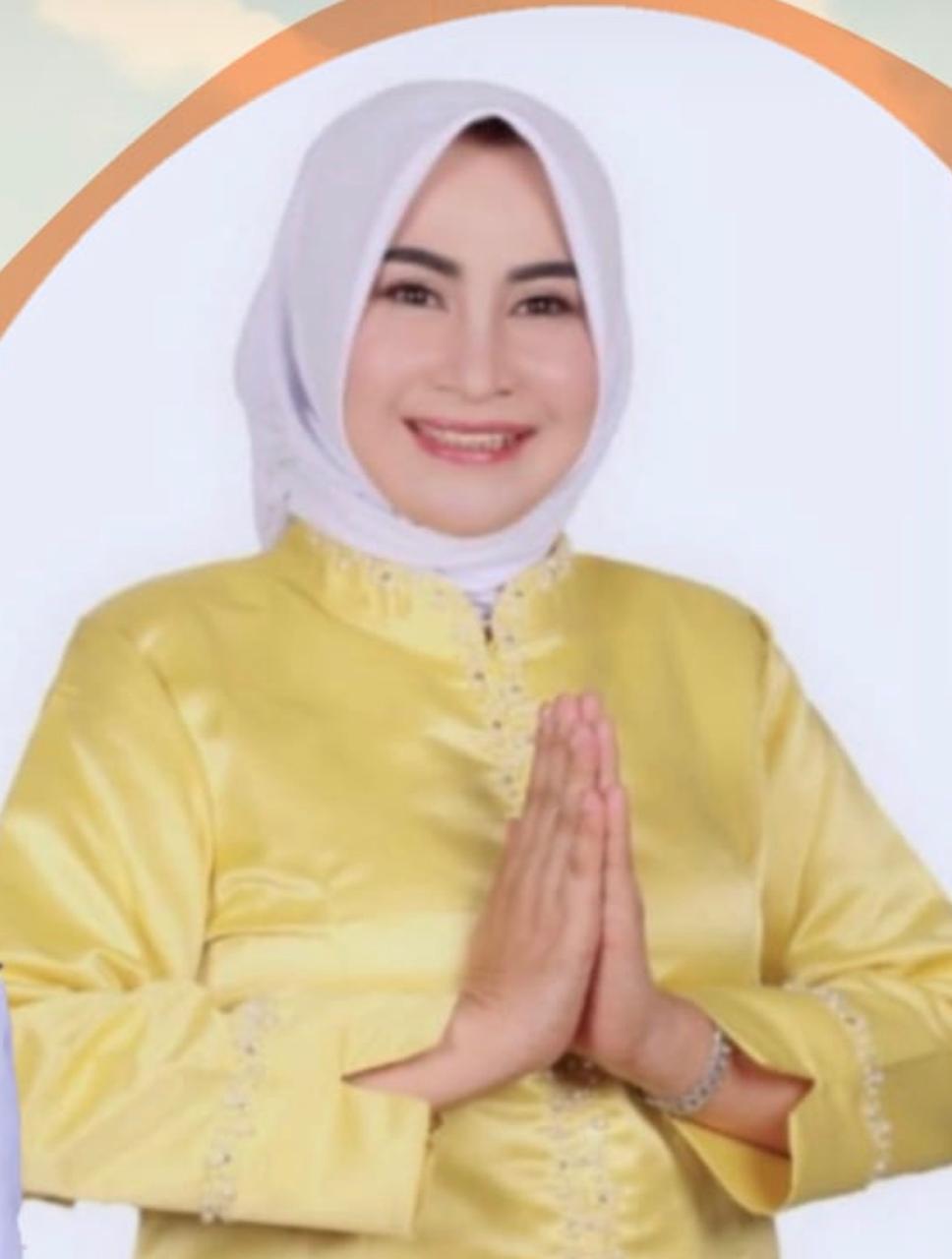 Kepala Desa Suko Awin Jaya, Idawati.
