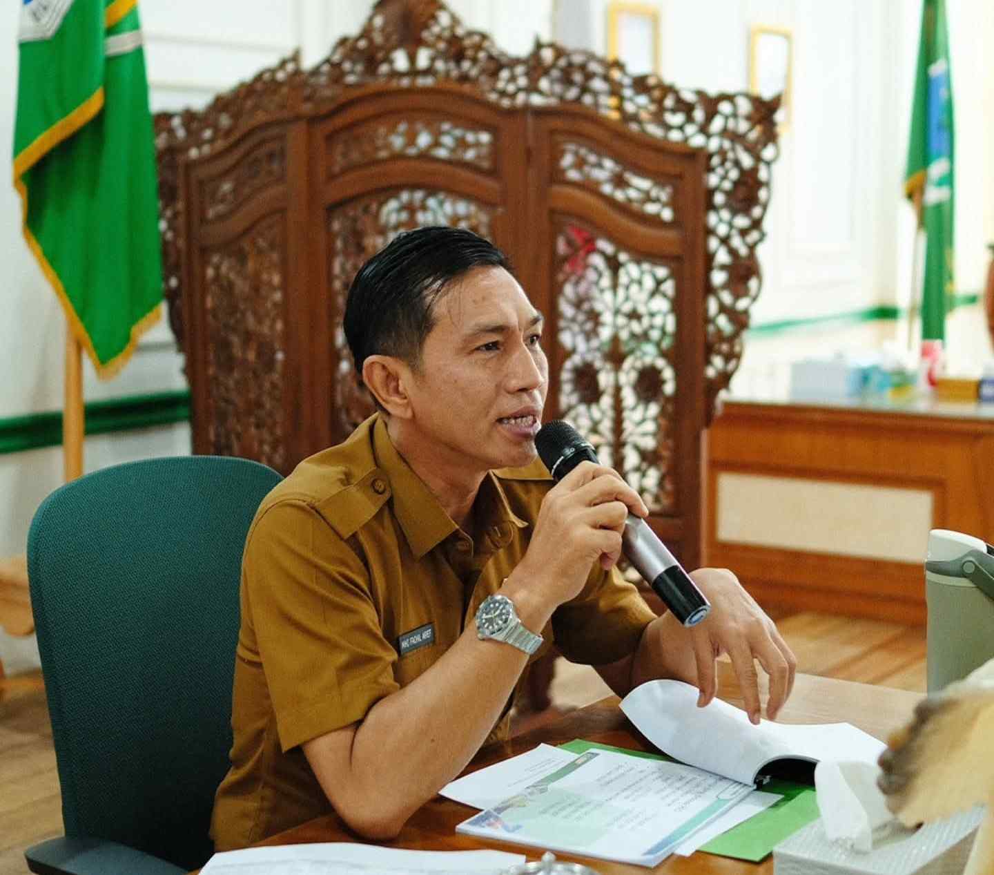 Bupati Batang Hari, Muhammad Fadhil Arief.