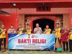 Sambut Hari Bhayangkara Ke-80, Polsek Mestong Gelar Bakti Religi di Klenteng Liang Hiang Tempino