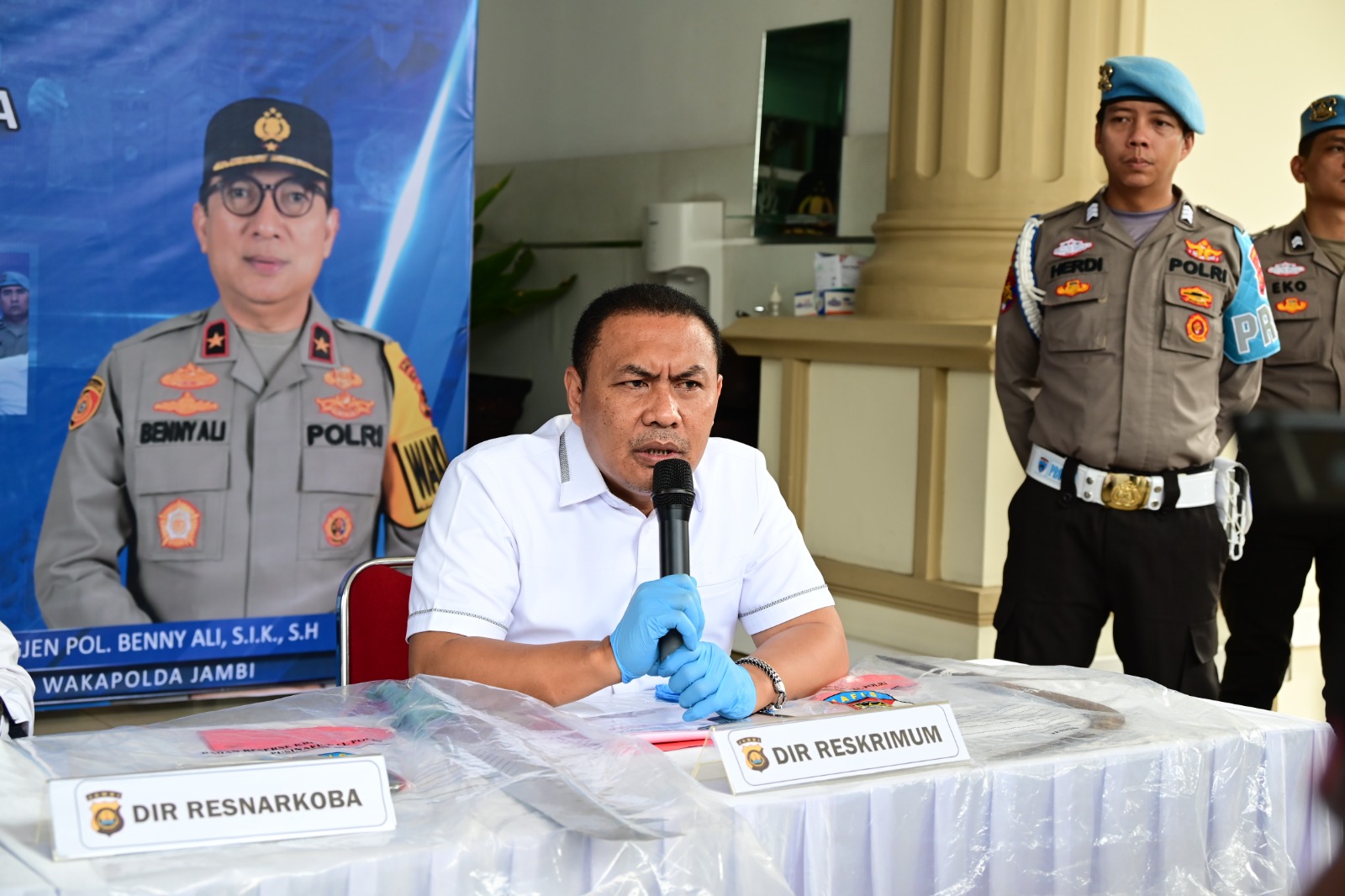 Dirreskrimum Polda Jambi, Kombes Pol. Jimmy Christian Samma.