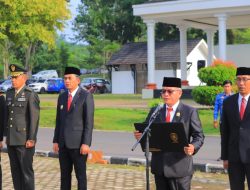 Peringatan Hari Lahir Pancasila, Ketua DPRD Aidi Hatta Bacakan Teks Pancasila dengan Khidmat