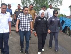 Tiang Fender Jembatan Muara Sabak Ditabrak Tongkang Batu Bara, Ketua DPRD dan Kadis PUPR Tanjabtim Pastikan Perusahaan Bertanggung Jawab