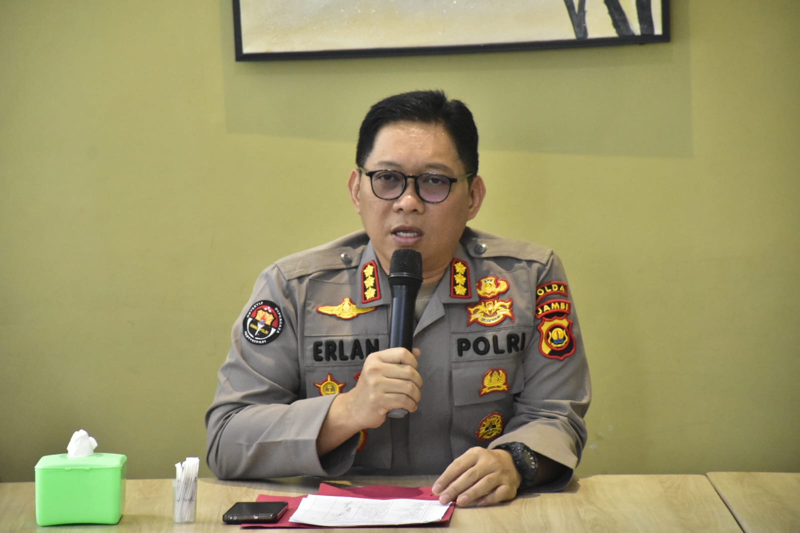 Kabid Humas Polda Jambi, Kombes Pol. Erlan Munaji.