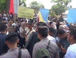 Warga Dusun Mudo Demo di Polda Jambi, Desak Dugaan Korupsi Dana Kompensasi Rp 8,9 Miliar dan Penjualan Lahan 20 Hektar Diusut Tuntas