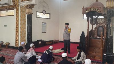 Program Jumat Keliling, Kapolres Muaro Jambi Ajak Warga Cegah Karhutla hingga Judi Online